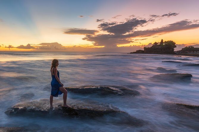 Private Tour: Full-Day Tanah Lot and Uluwatu Temples with Kecak Fire Dance Show - Tanah Lot’s Ocean Views and the Low-Tide Walk Around