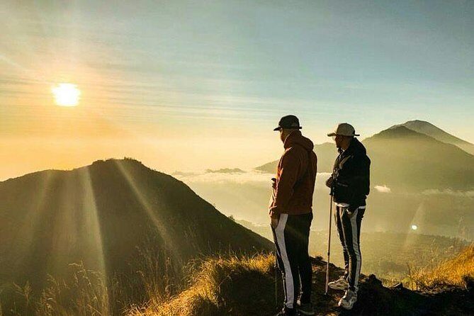 Private Tour : Mount Batur Sunrise Trekking With Private Guide - Sunrise timing: why you reach 5:30am and then wait