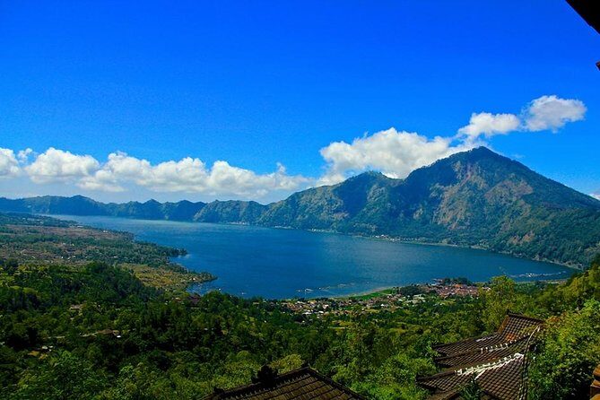 Private Tour : Mt. Batur View, Rice Terrace, Waterfall & More. - Ubud Traditional Art Market: Quick Souvenirs, Real Craft Energy