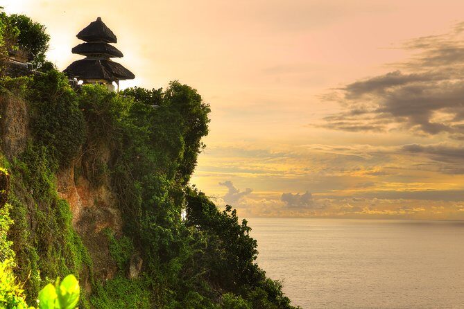 Private Tour: Uluwatu Temple & Southern Bali Highlights - Why This Uluwatu Sunset Tour Works So Well