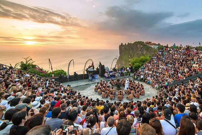 Private Tour: Uluwatu Temple & Southern Bali Highlights - Stop 4: Uluwatu Temple (Cliffs, Ceremony Vibes, and Monkey Reality)