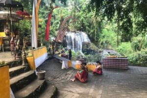 Purification Holy Bath at Beji Gria Waterfall - Stop 2: aura cleansing at the small well and the second waterfall release
