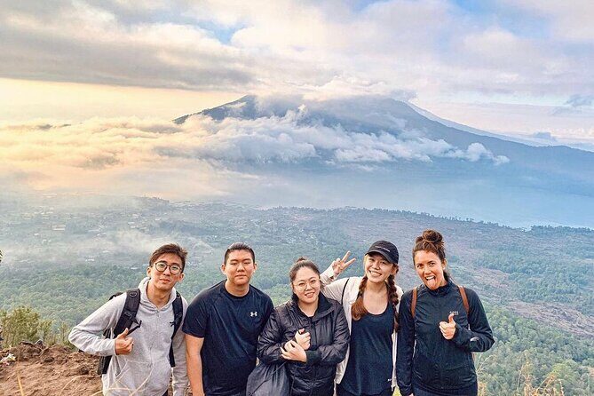Sharing Batur Volcano Sunrise Trekking and Breakfast - The Pre-Sunrise Climb: Flashlight and Footing Matter