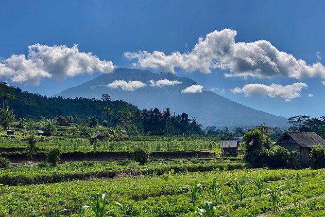 Sidemen Trekking: A Walk from a Different Perspective - Key highlights at a glance