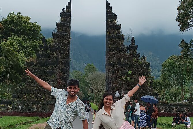 The Best Highlight Ubud Tour - Sacred Monkey Forest Sanctuary: enjoy the animals, keep control of your stuff