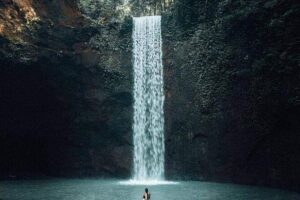 Top Bali Waterfalls: Suwat, Kanto Lampoe, Tibumana Waterfall - Kanto Lampo Waterfall: a seasonal stepped scene made for photos