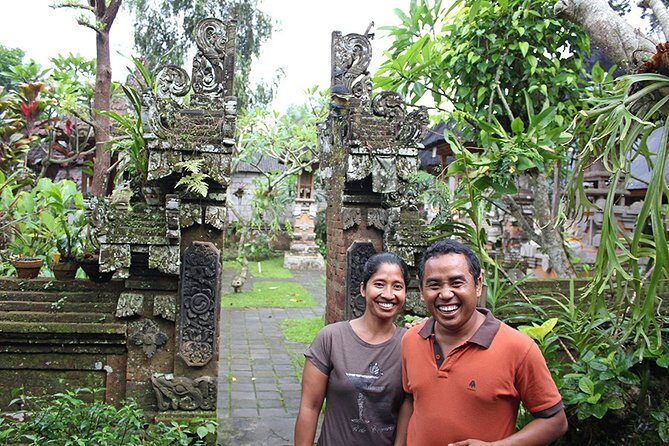 Traditional Balinese Meal in Ubud in Dewa's Family Village Home - Why a family compound dinner beats Ubud restaurants