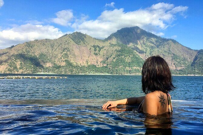 Trunyan Cemetery, Hot Spring, Penglipuran Village, and Waterfall Tour - Stop 4: Tibumana Waterfall and what 5 meters feels like up close