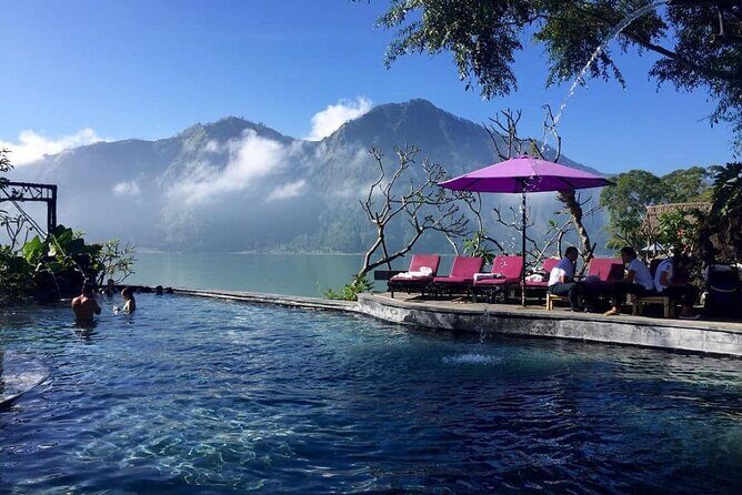 Trunyan Cemetery, Hot Spring, Penglipuran Village, and Waterfall Tour - Guide quality: why Mur’s approach can make or break the day