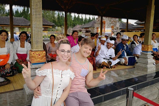 Ubud Bali Driver ( Bali Custom Tour ) - Sacred Monkey Forest: fun, rules, and keeping your cool