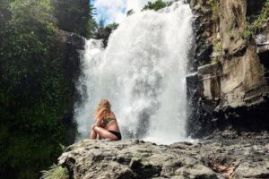 Ubud City Tour I: Monkey Forest, Ubud Palace, Art Market, and Waterfall - Sacred Monkey Forest Sanctuary: monkeys, temples, and a practical photo plan