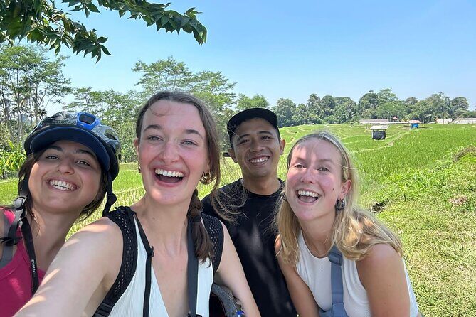 Ubud: Downhill Cycling with Volcano, Rice Terraces and Meal - What to Bring (and What’s Provided)