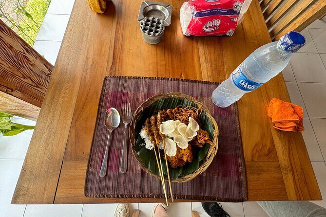Ubud: Downhill Cycling with Volcano, Rice Terraces and Meal - Small-Group Logistics: Four Riders, One Guide, Real Backroad Time