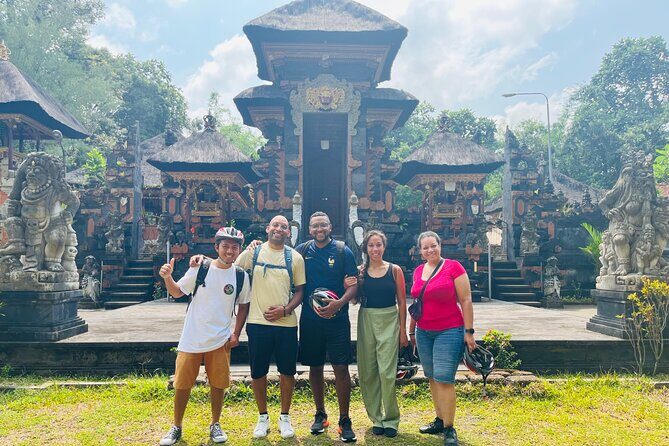 Ubud eBikes Tour to Tegallalang Rice Terrace - Morning setup at the eBikes Ubud Tour office