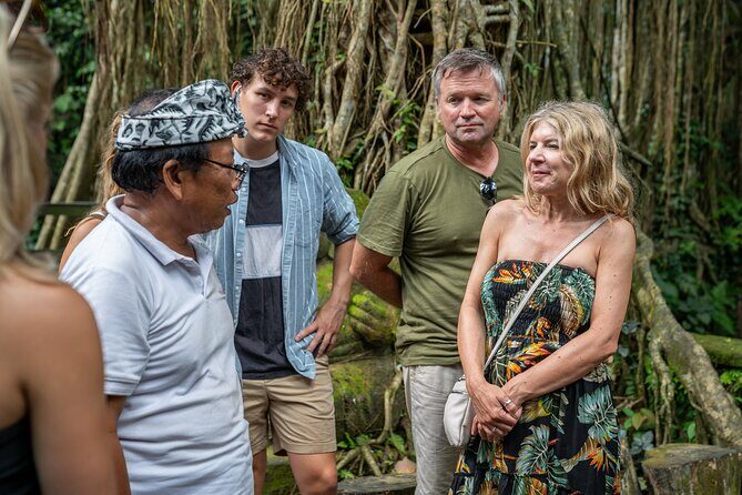 Ubud: Monkey Forest, Rice Terraces & Sacred Temples - Ubud Royal Palace: gateways, courtyards, and what daily Balinese design feels like
