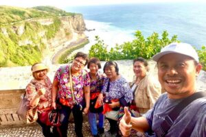 Uluwatu Temple Entry and Kecak Fire Dance Ticket - Two show times: picking the option that fits your evening