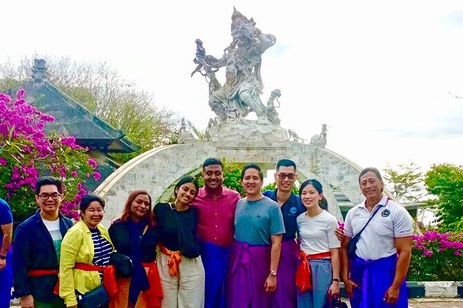 Uluwatu Temple Entry and Kecak Fire Dance Ticket - Small practical tips that improve your evening