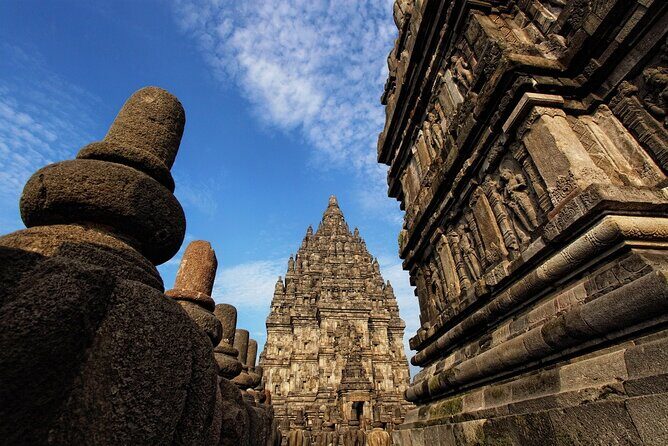 Yogyakarta: Borobudur Temple Climb Up and Prambanan Temple Tour - What to pack (so you can enjoy the climb)